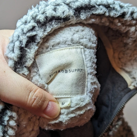 Thread & Supply Sherpa Black & White 1/4 Zip Up Sweater Woman medium - Picture 6 of 13